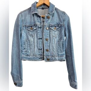 American Eagle Vintage Style Cropped Denim Jacket XS Med Wash Western Style